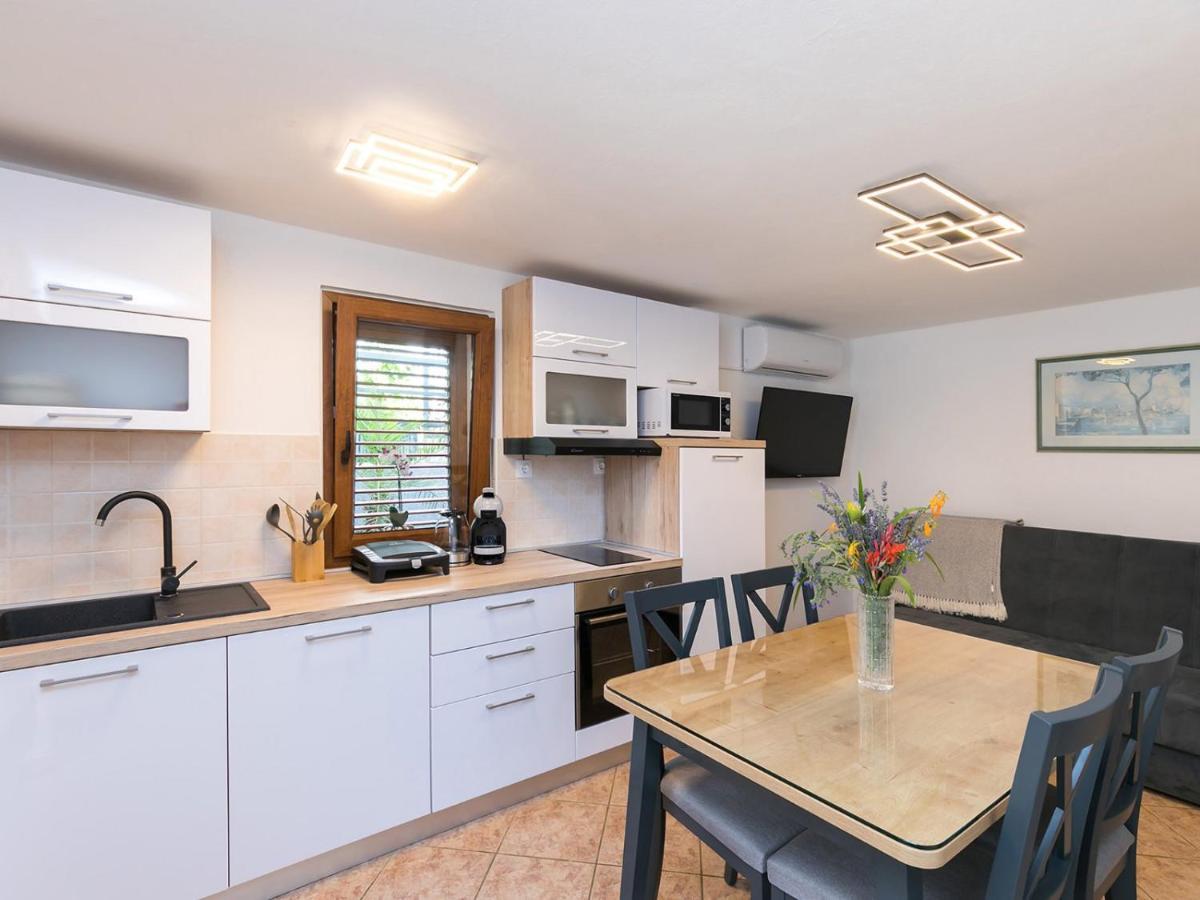 Apartman Lavanda New 2021 Poreč Zewnętrze zdjęcie
