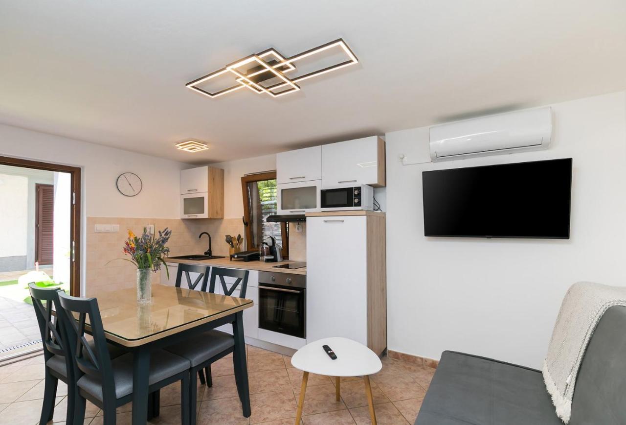 Apartman Lavanda New 2021 Poreč Zewnętrze zdjęcie